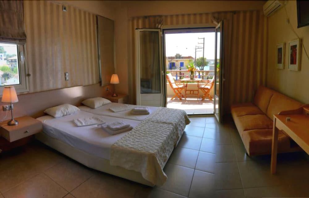 Aparthotel Sun George Finikounda Exteriér fotografie