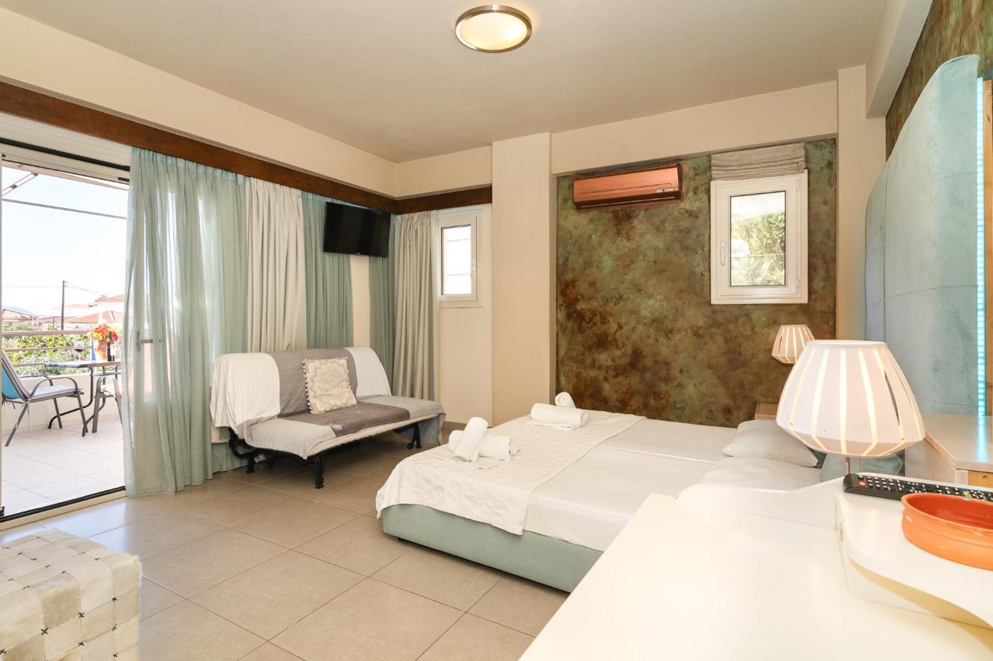 Aparthotel Sun George Finikounda Exteriér fotografie